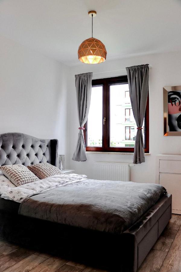Lavender Hill Apartment Гданськ Екстер'єр фото
