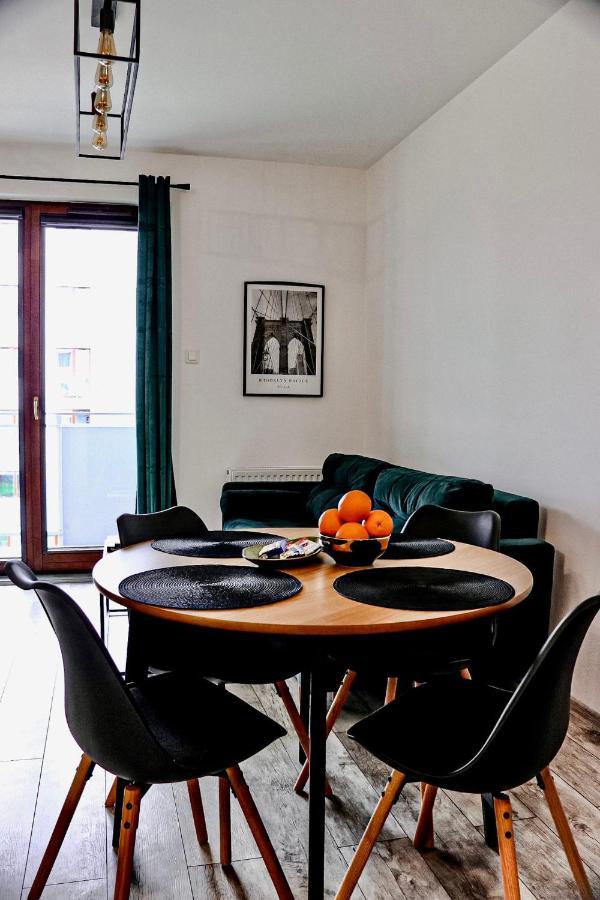 Lavender Hill Apartment Гданськ Екстер'єр фото